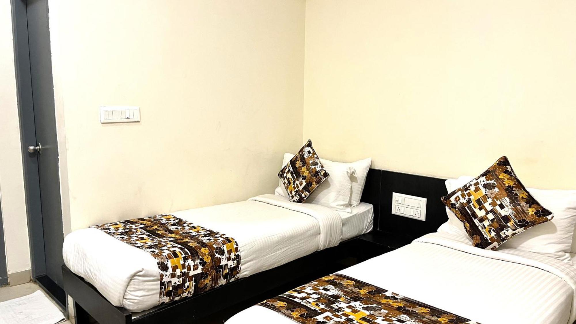 Athasri Hotel Hsr Layout Bangalore Eksteriør bilde