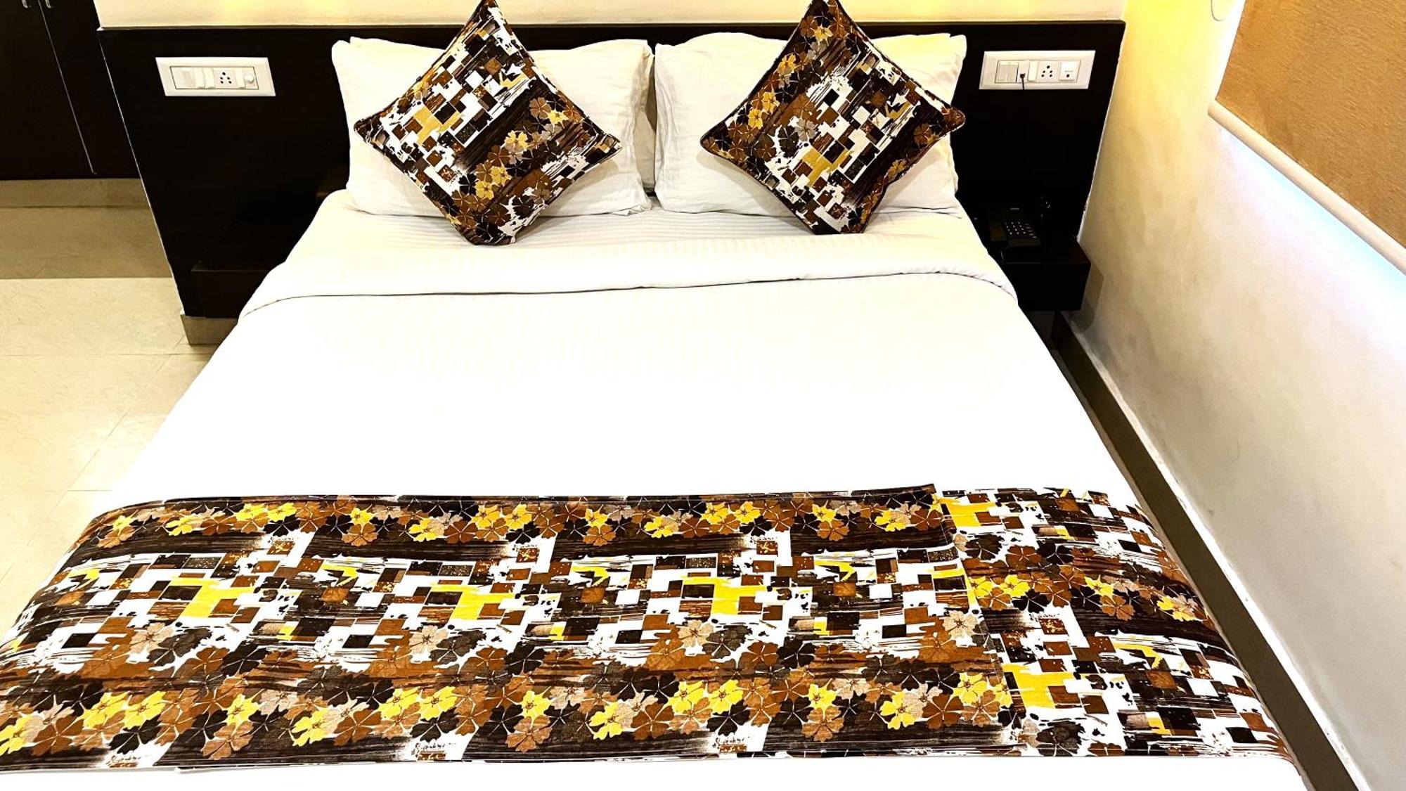 Athasri Hotel Hsr Layout Bangalore Eksteriør bilde